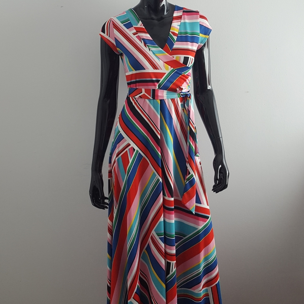 Olivia Matthew's Stunning And Flared Bottom Size S